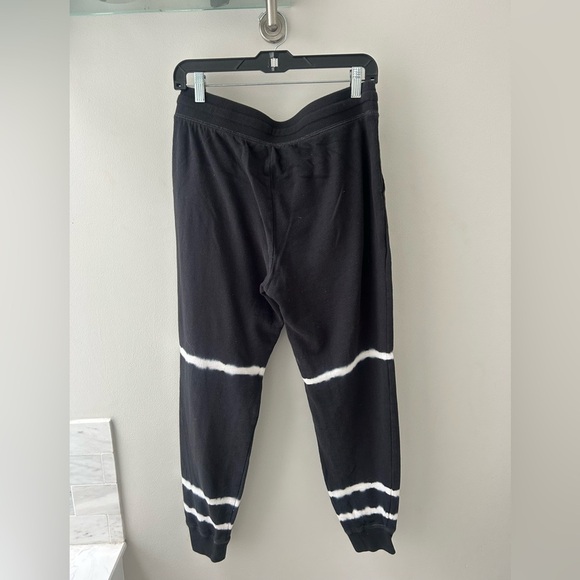 Woman's medium navy black ombré striped jogger sweats - Picture 1 of 6